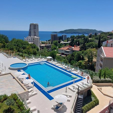 Comfort Studio With Sea View And Swimming Pool Bečići Dış mekan fotoğraf