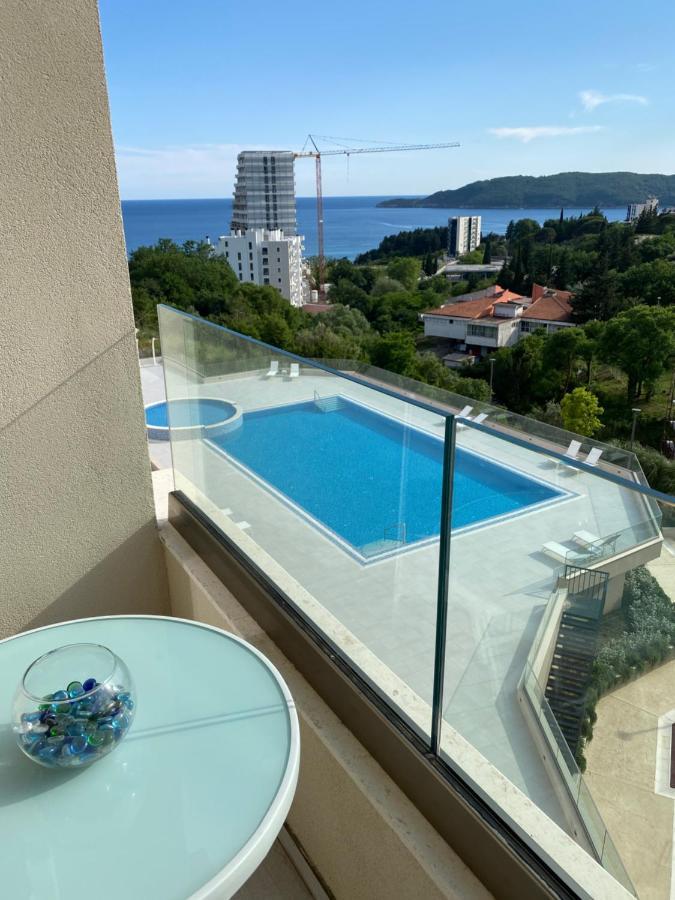 Comfort Studio With Sea View And Swimming Pool Bečići Dış mekan fotoğraf