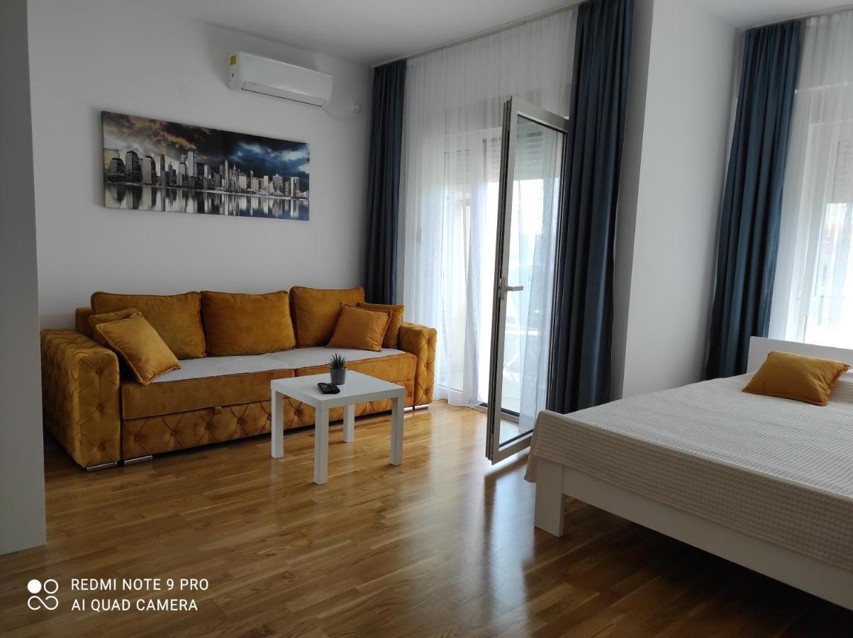 Comfort Studio With Sea View And Swimming Pool Bečići Dış mekan fotoğraf