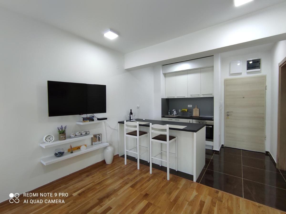 Comfort Studio With Sea View And Swimming Pool Bečići Dış mekan fotoğraf